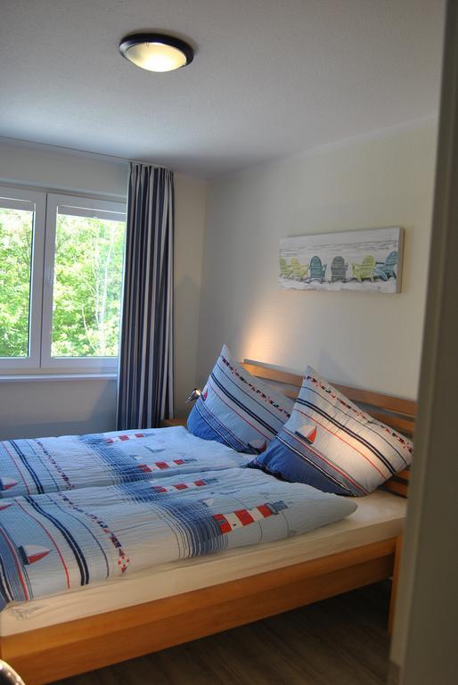 Ferienwohnung Blaubärstrand Juliusruh Zimmer foto